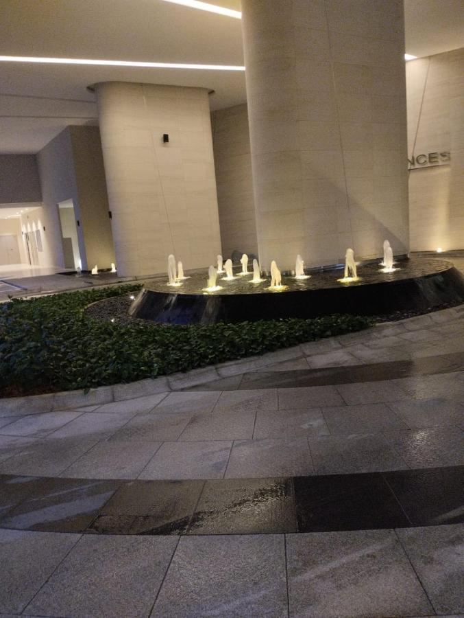 Eaton Residences Klcc By Luna Kuala Lumpur Esterno foto